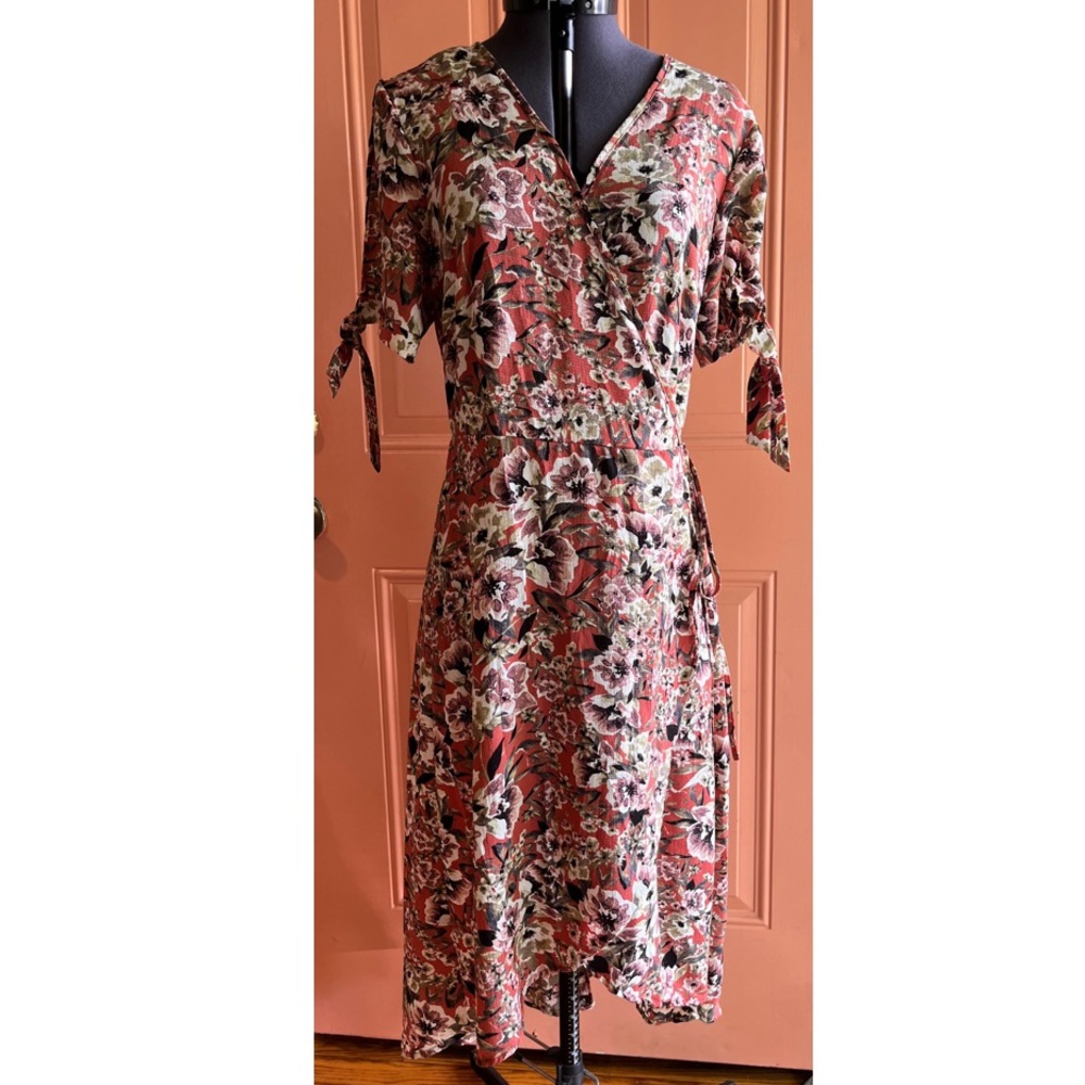 Floral Wrap Dress • Size L